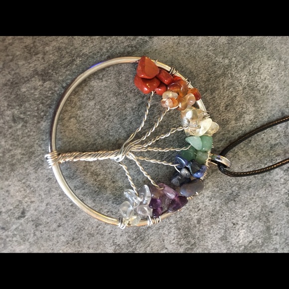 Jewelry - Tree of Life Crystal Chakra Necklace